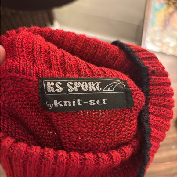 Vintage 70s Red and Black Turtleneck Sweater - Picture 5 of 7